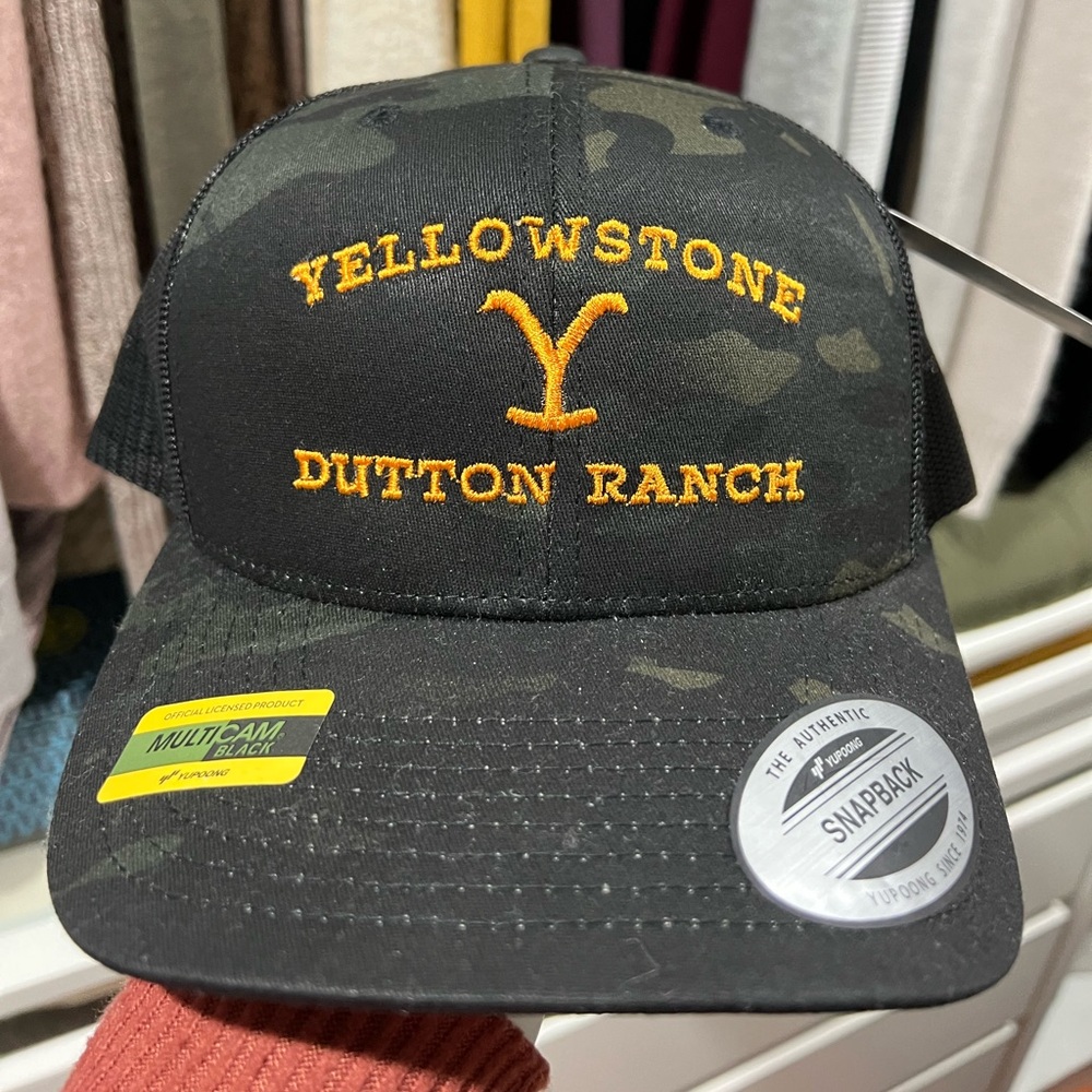 Yellowstone Dutton Ranch Trucker Hat Cap NWT